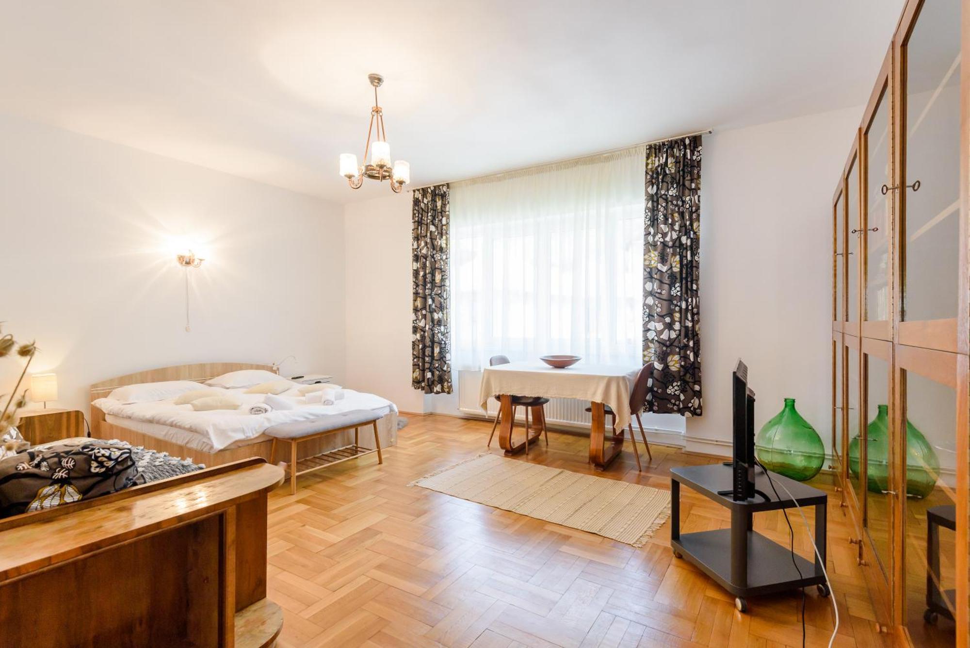 Casa Cu Cires Brasov 아파트 외부 사진